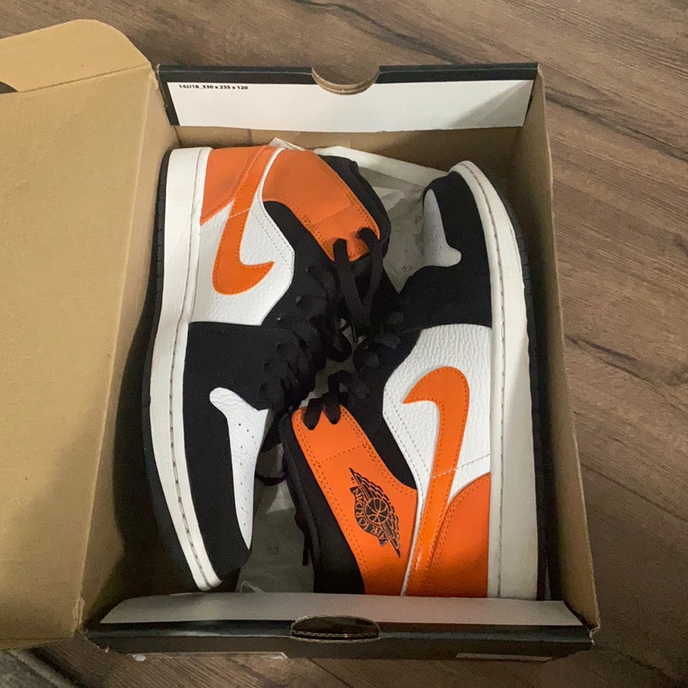 Nike air Jordan 1 mid